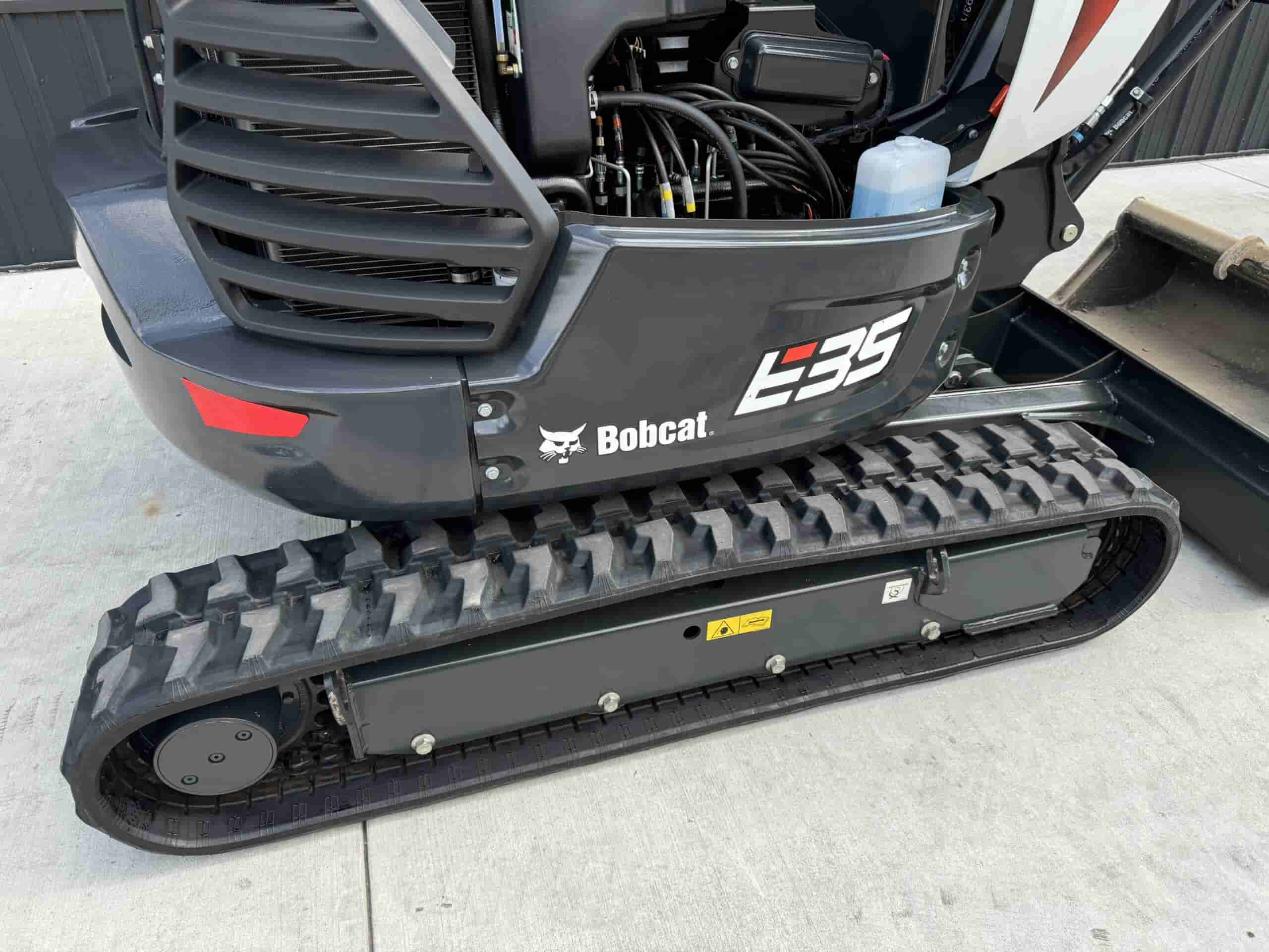 2020 BOBCAT E35i LIKE NEW
